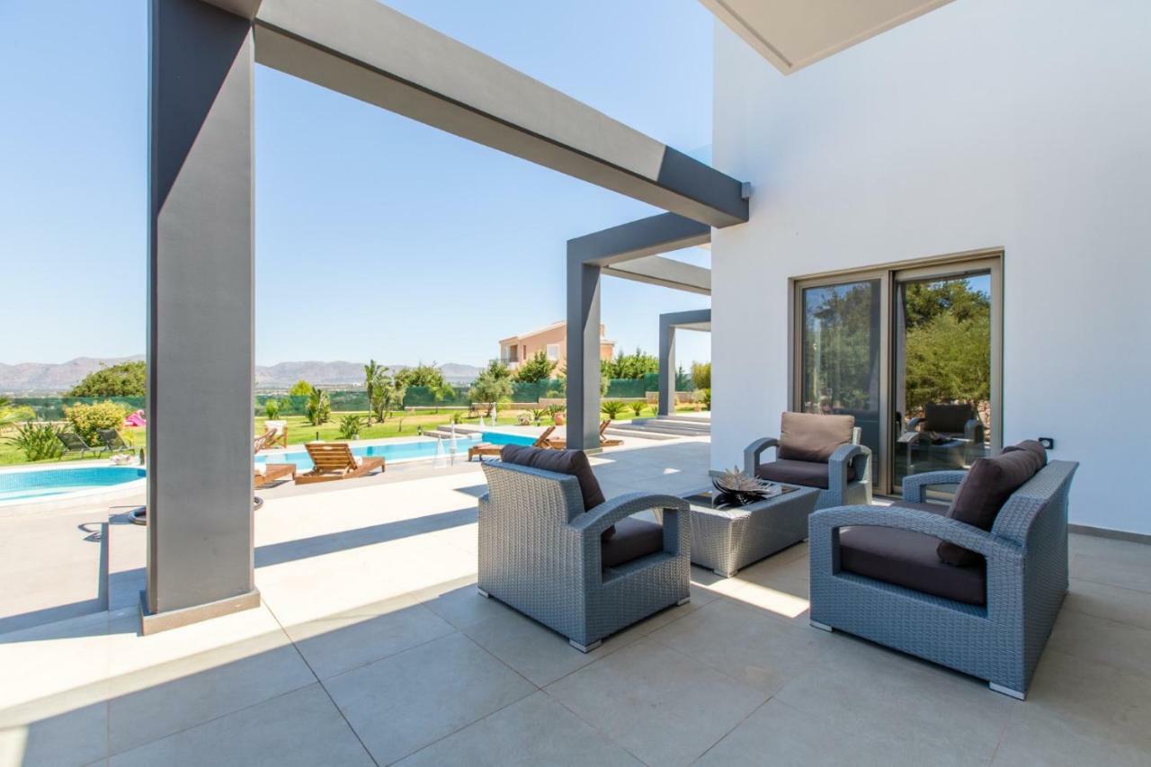 Villa Kounoupidiana Kounoupidhianá エクステリア 写真